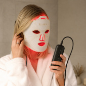 Élara LED Light Therapy Mask Élara LED Light Therapy Mask