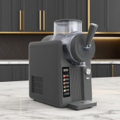 Slushmaster Pro – Softis, Slush, Smoothies, Iskaffe, Frozen Cocktails Slushmaster Pro – Softis, Slush, Smoothies, Iskaffe, Frozen Cocktails