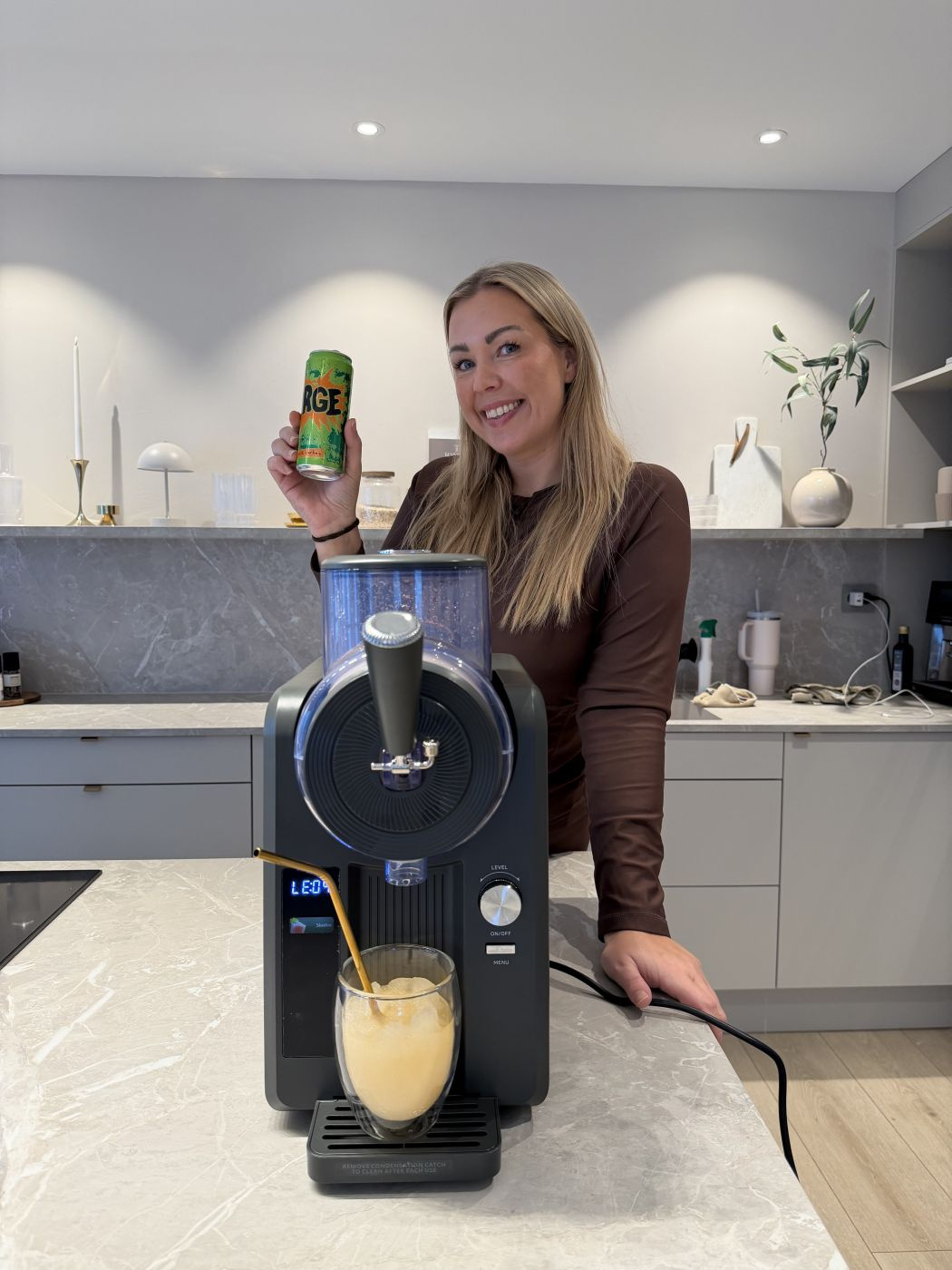 Slushmaster Pro – Softis, Slush, Smoothies, Iskaffe, Frozen Cocktails